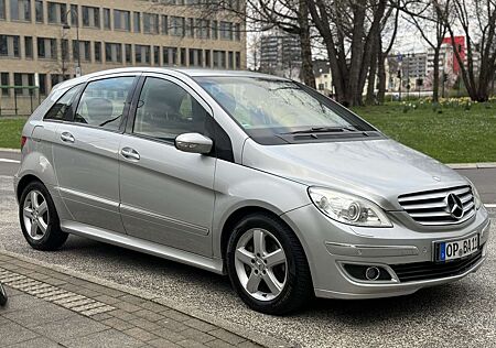 Mercedes-Benz B 200 CDI Autotronic