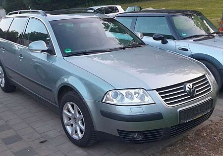 VW Passat Variant Volkswagen Trendline