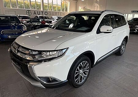 Mitsubishi Outlander Plus 4WD*Navi&Kamera*AHK.1.Hand*7-Sitz