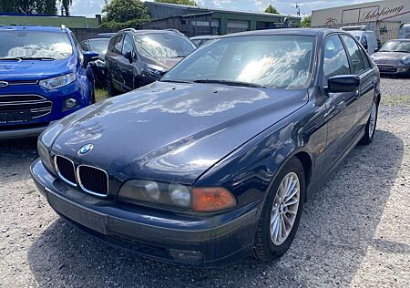 BMW 523i 523 ,Automatik,Klimaautomatik,Leder
