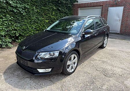 Skoda Octavia Combi Ambition 1.6 TDI DSG XEN*SHZ*GRA