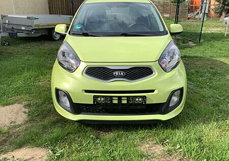 Kia Picanto 1.0 Dream Team Edition