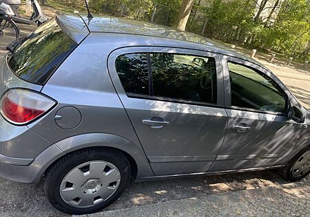 Opel Astra 1.6 Sport