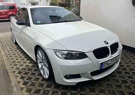 BMW 325i 325 Cabrio Aut.