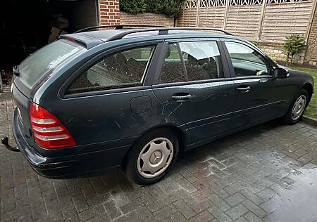 Mercedes-Benz C 200 T Kompressor Classic