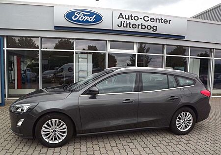 Ford Focus 1,0 EcoBoost 92kW Titanium Turnier*