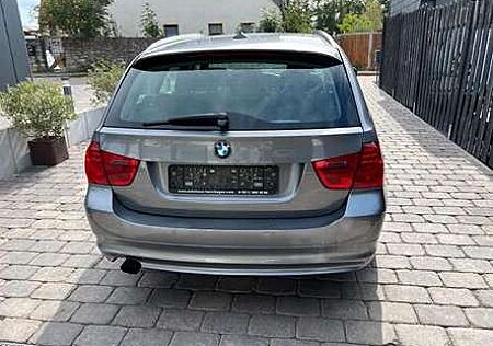 BMW 318d 318 DPF Touring Aut.
