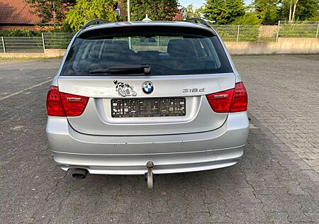BMW 318d 318 ,KLIMA,AHK,TEMPOMAT,TÜV 8.26