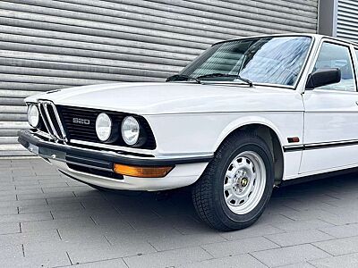 BMW 520 520/6 E12 1.Hd erst 61Tkm, Rostfrei im Erstlack!!