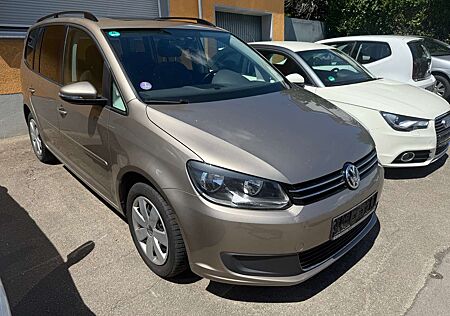 VW Touran Volkswagen Lichtsensor Panoramadach Einparkhilfe Klima AHK