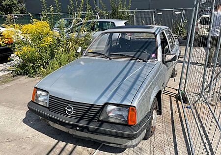 Opel Ascona