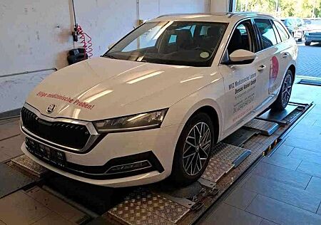 Skoda Octavia Combi Style2.0TDI DSG LED Navi SHZ ACC