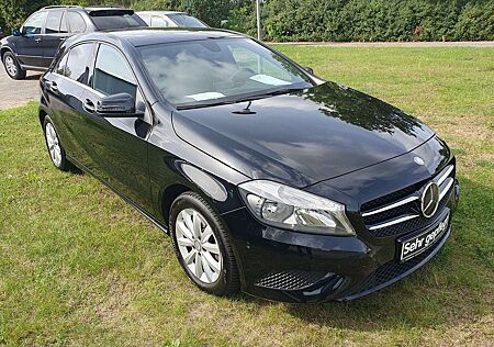 Mercedes-Benz A 180 gebraucht kaufen Mercedes-Benz A 180 A-Klasse Automatik Style Pano Navi Mod.14
