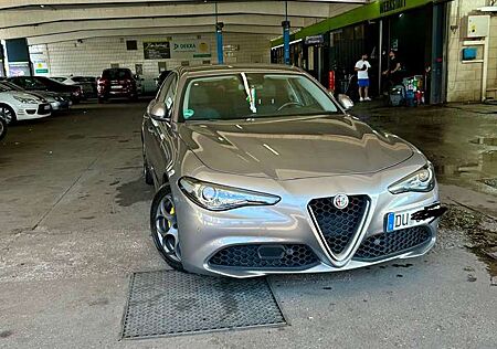 Alfa Romeo Giulia 2.0 Turbo 16V AT8 Super