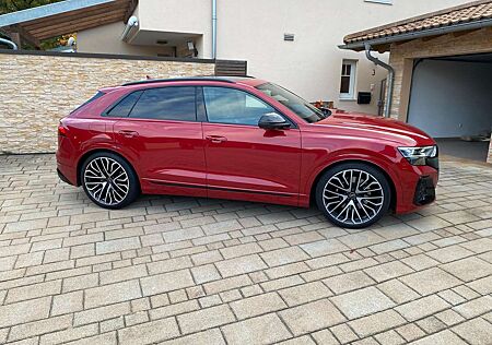 Audi SQ8 TFSI quattro tiptronic Facelift in Chillirot