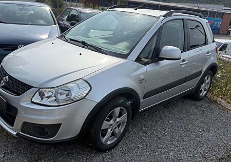 Suzuki SX4 Comfort,Zahnriemen,Kupplung,Reifen erneuert