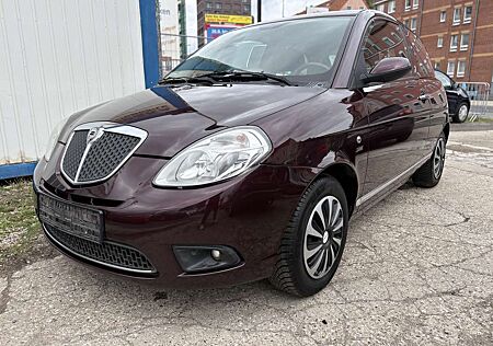 Lancia Ypsilon Y 1.4 16v Oro/ TÜV NEU
