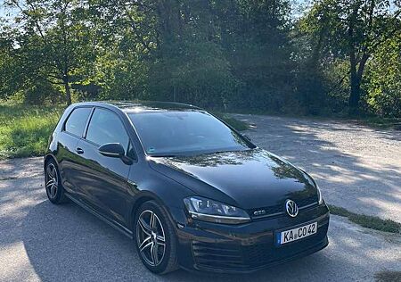 VW Golf Volkswagen GTD GTD
