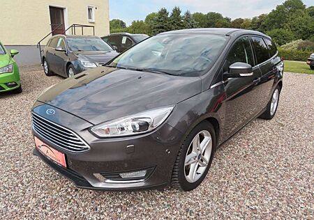 Ford Focus Turnier Titanium NAVI KLIMA SHZG LMF