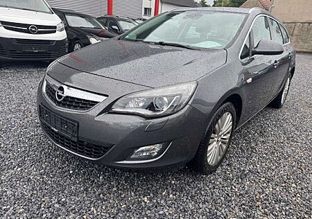 Opel Astra J Sports Tourer Innovation
