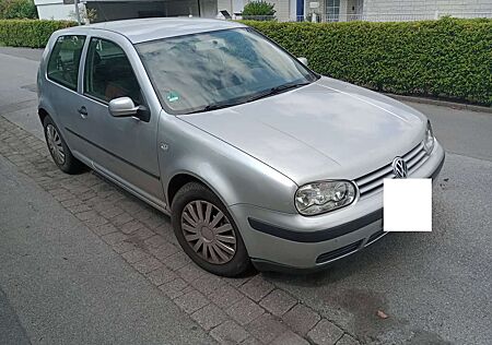 VW Golf Volkswagen IV Automatik, guter Zustand, TÜV 01/2027
