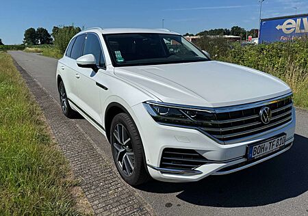 VW Touareg Volkswagen 3.0 V6 TDI 4Motion DPF Aut. Elegance