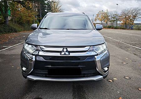 Mitsubishi Outlander 2.2 DI-D 4WD Aut. Edition+