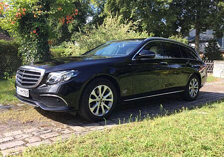 Mercedes-Benz E 200 d T 9G-TRONIC Exclusive