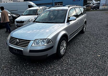 VW Passat Variant Volkswagen Basis Tempomat, Klimaautomatik, Sitzheizung