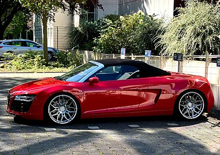 Audi R8 Spyder 4.2 FSI quattro S tronic