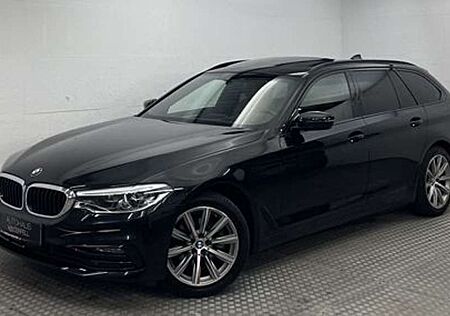 BMW 520 d xDrive Sport Line PANO+AHK+STANDHEIZUNG+
