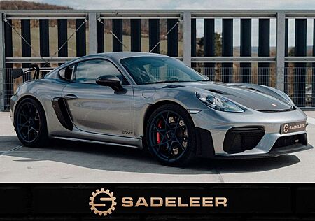 Porsche Cayman GT4 RS Weissach ClubSport Akrapovic