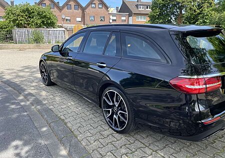 Mercedes-Benz E 43 AMG 4Matic T 9G-TRONIC