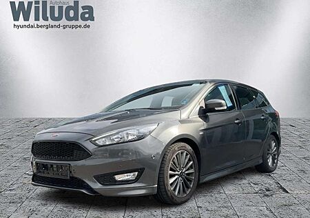 Ford Focus ST-LINE 150PS Turnier