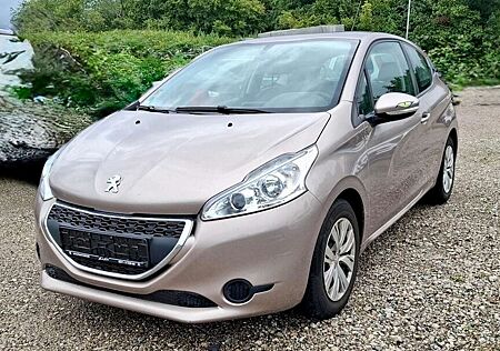 Peugeot 208 1.2 VTi Active *1.Hd*Scheckheft*Tüv Neu*