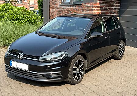 VW Golf Volkswagen 1.4 TSISound