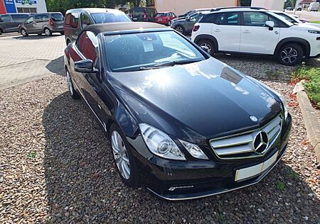 Mercedes-Benz E 250 CGI Cabrio BlueEFFICIENCY Automatik Elegance