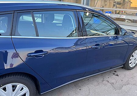 Ford Focus gebraucht kaufen Ford Focus 1.0 - 92KW - 125PS