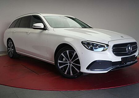 Mercedes-Benz E 300 de T 9G-Tronic Navi/Temp/Kamera/HUD/Lane/S