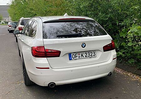 BMW 535d 535 xDrive Touring Sport-Aut. Luxury Line