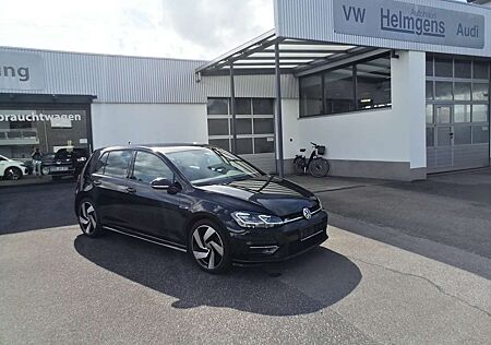 VW Golf Volkswagen Highline R-Line LED SHZ ACC KAM 18LMF