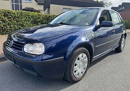 VW Golf Volkswagen 1.4 Climatronic Radio USB 164TKM AHK Allwet