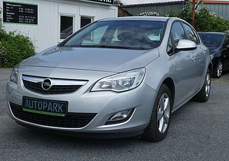 Opel Astra J Edition*1.Hand*SHZ*Temp*HU 04/27*Nr.78