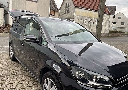 VW Touran Volkswagen 2.0 TDI DPF Highline