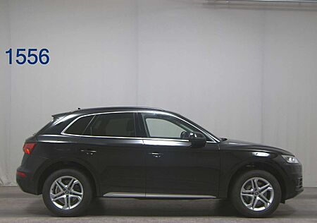 Audi Q5 3.0 50 TDI quattro design AHK 4x4 Navi LED