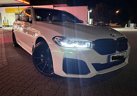BMW 530i 530 Touring Aut. M Sport - Scheckheft gepflegt