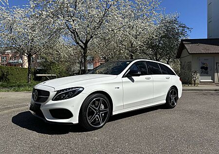 Mercedes-Benz C 43 AMG AMG C 43 4Matic T 9G-TRONIC