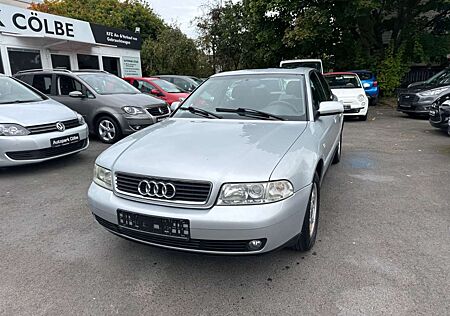 Audi A4 1.6 Facelift * TÜV 8/2026