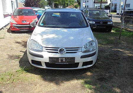 VW Golf Volkswagen Trendline