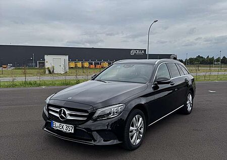 Mercedes-Benz C 220 d 4Matic T 9G-TRONIC Avantgarde